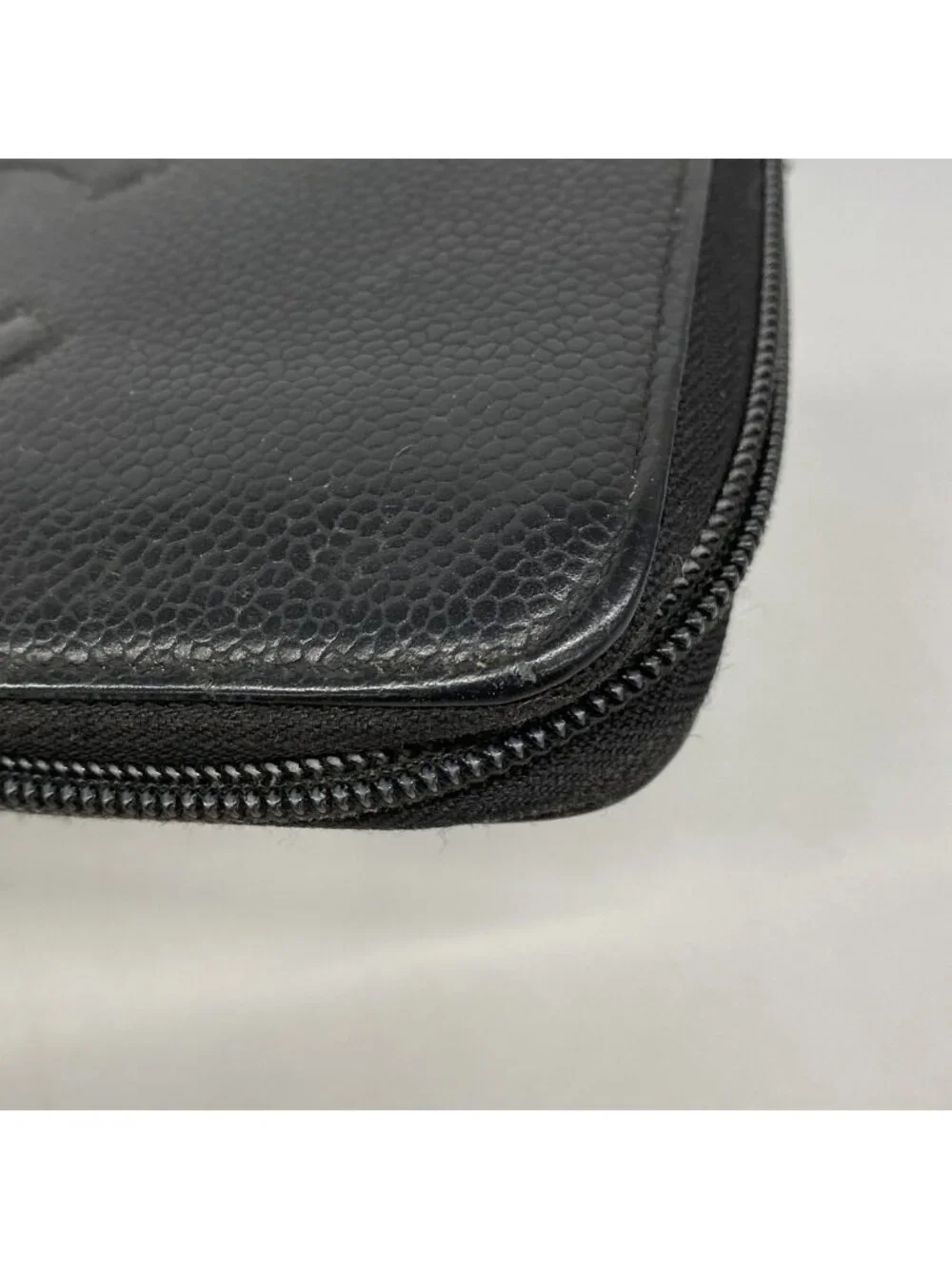 Chanel Wallet Caviar Leather Black Gold